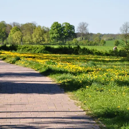 Mueritzbrise / Eg-appartement * Marienfelde